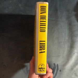 Libra de Don DeLillo, 1988, primera edición, primera impresión, casi perfecto/muy buen estado+. imagen 7