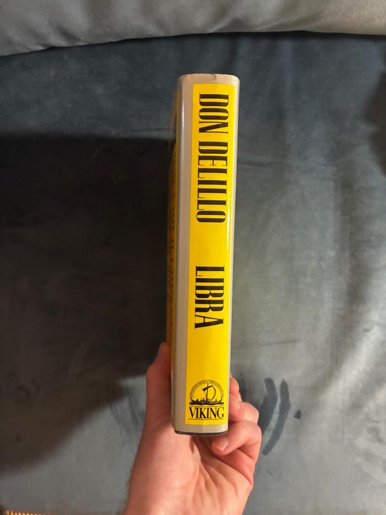 Libra de Don DeLillo, 1988, primera edición, primera impresión, casi perfecto/muy buen estado+. imagen 7