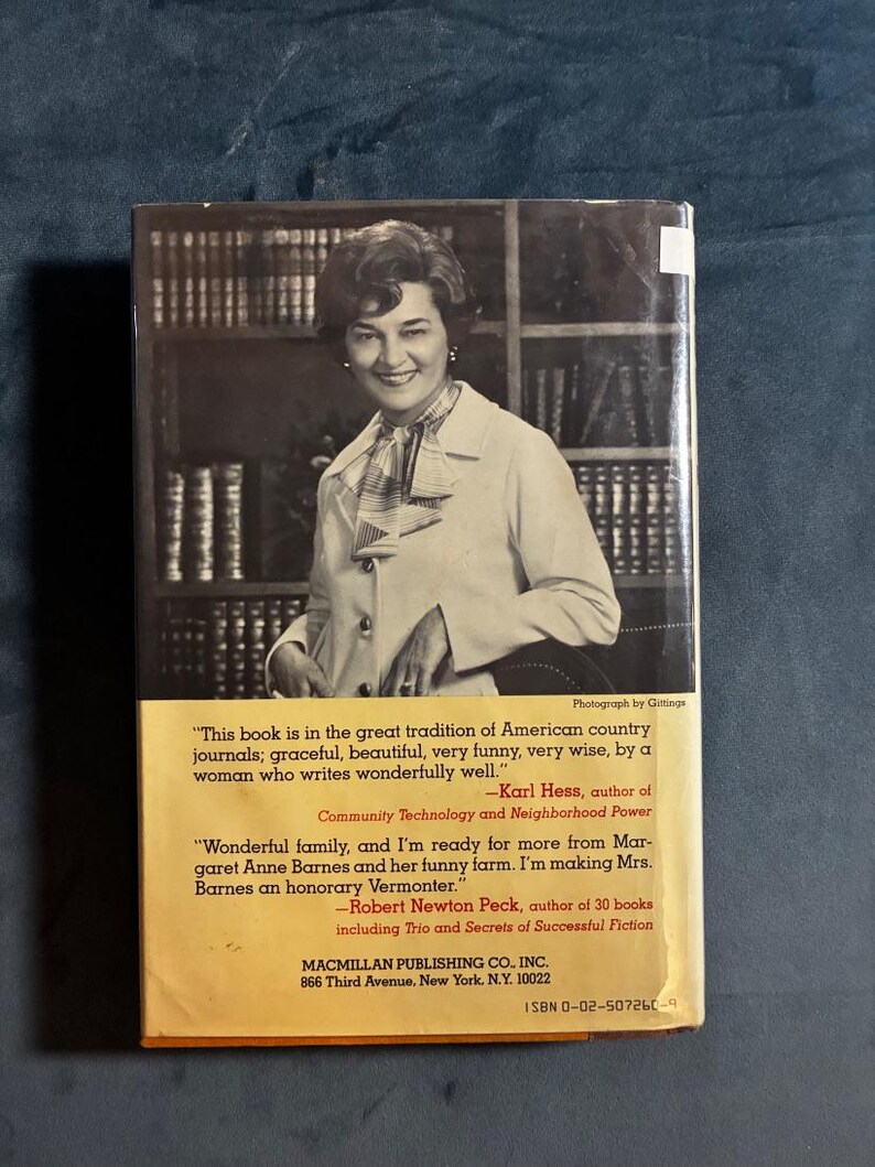 Primera edición firmada: Un buitre es mi amigo, de Margaret Anne Barnes (1981) imagen 5