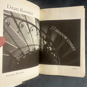 77 Shadow Street by Dean Koontz First Edition First Printing Near Fine/Very Good Hardcover image 6