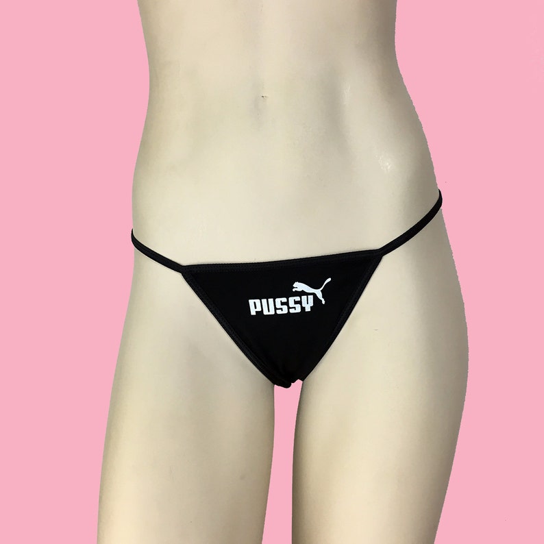 noir chatte String