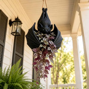Hanging Bat Planter, Upside Down Black Resin Bat Flower Pot, Gothic Wall Hanging Storage Basket, Halloween Home Decor, Goth Gift