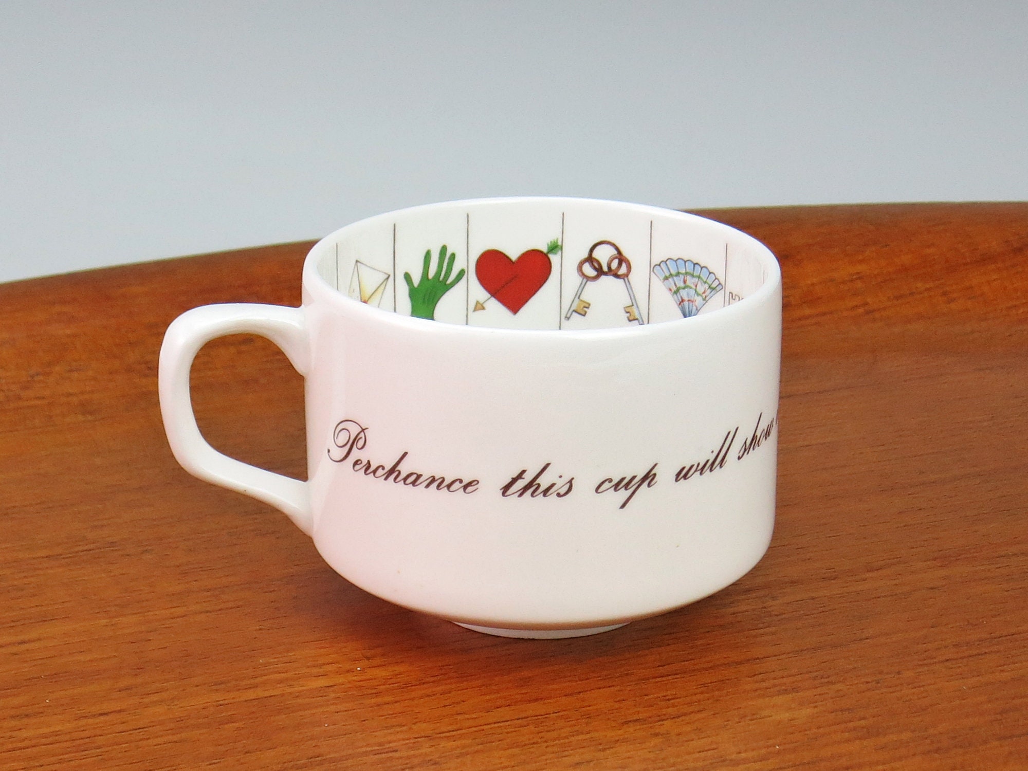 Cup and saucer for reading tea leaves / "Taltos Fortune Telling Teacup