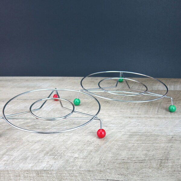 Pair of Ball Footed Atomic Design Metal Wire Trivets - Green and Red Plastic Ball Feet - Round Wire Trivets with Atomic Inspired Design