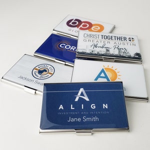 Aangepaste visitekaarthouder, gepersonaliseerde hoes voor visitekaartjes, erkenning werknemer, creditcardhouder, gepersonaliseerd cadeau, aangepaste hoes E15