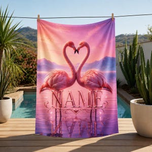 Manta romántica de colección, suave, con estampado de flamencos y corazones, ideal para decorar el sofá con un nombre personalizado.