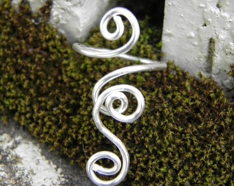 Toe ring... "whimsical" silver wire wrapped toe ring.