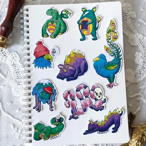Set stickers "monstres mignons" lot 9 autocollants bujo bullet journal pack kawai cottage goblin core agenda hobonichi creepy cute monsters