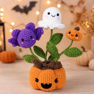 Crochet Halloween Pumpkin Pot, Ghost Bat Flower Decor, Spooky Handmade Desk Decor