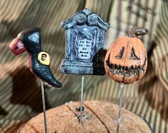 Tombstone Pins set