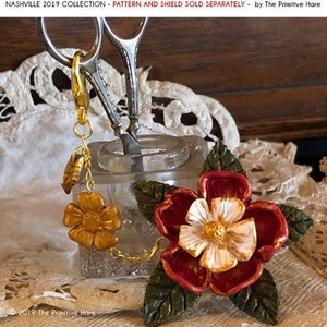 Tudor Rose SCISSOR FOB / Jewel