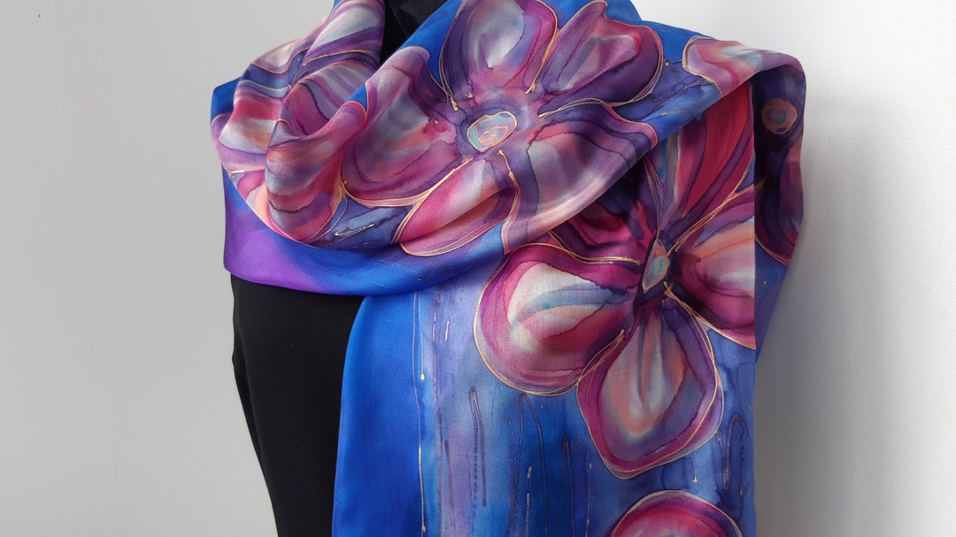 Pluto & Fox Damen Seidenschal - Bestickter Blumen Schal 75x175cm