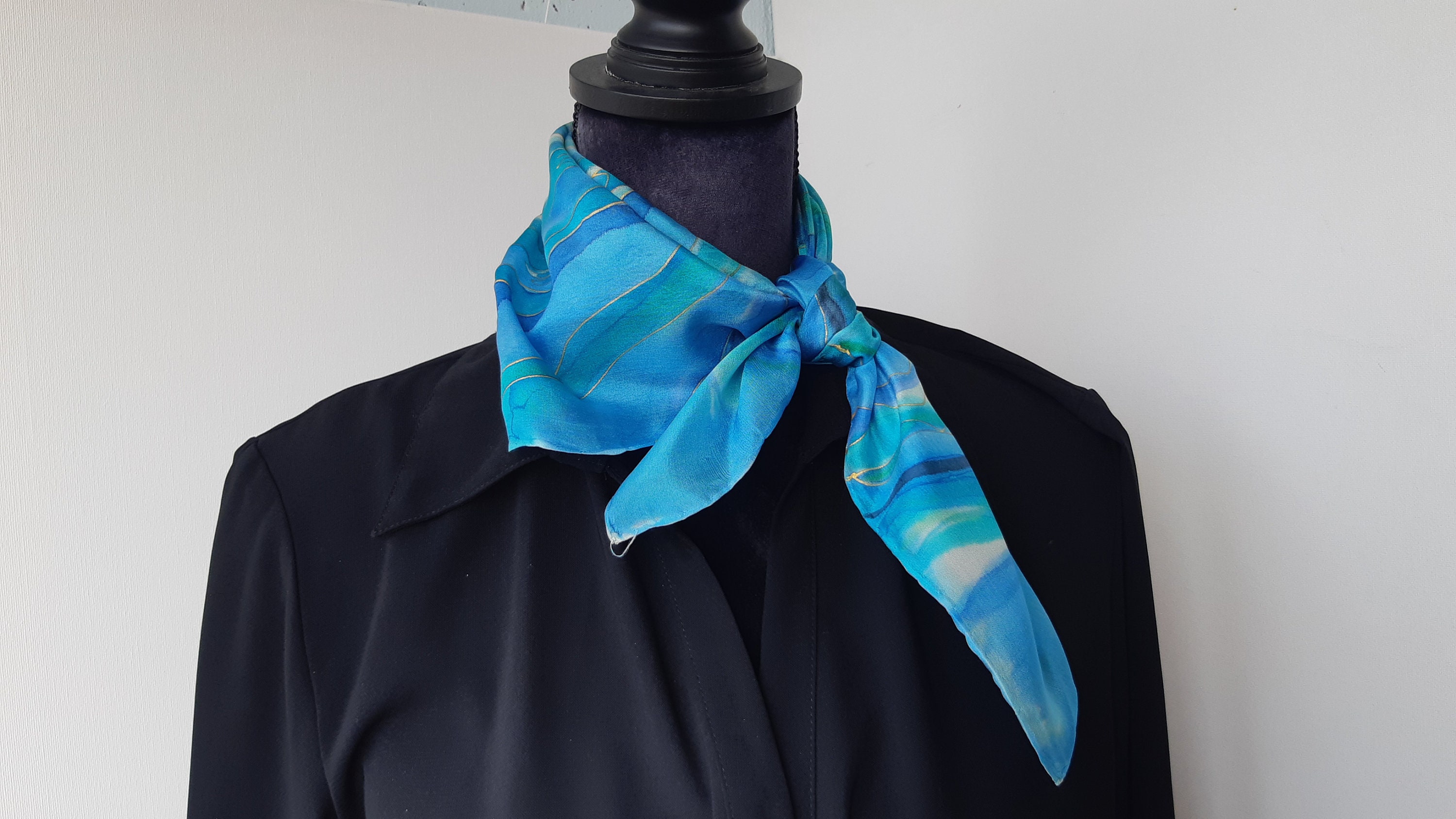 小物 Hand Printed Silk Scarf - blue Indigo Blue Medallion Print Silk Scarf | Bows-N-Ties.com