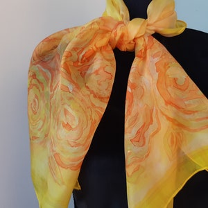 Yellow Hand Painted Silk Scarf. Roses Silk Scarf.14x 51 in Scarf. Cadeau pour Elle. OOAK Gift Scarf Hand Painted Roses