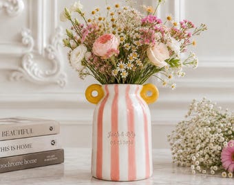 Jarrón personalizado grabado con nombre personalizado, jarrón de cerámica para flores pintado a mano con rayas, regalo de recuerdo