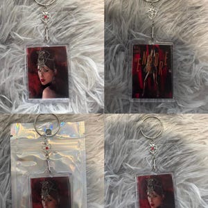 Llavero hecho a mano de Taylor Swift: The Life Of A Showgirl, The Encore