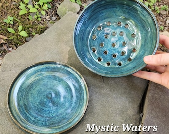 Berry Bowl (with Matching Drip Tray)