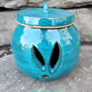 Pottery Garlic Keeper/Garlic Jar/Shallot Keeper