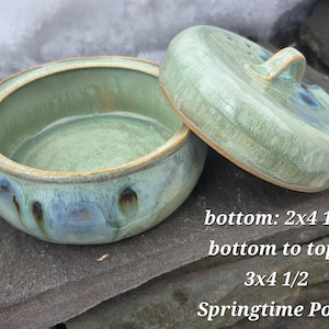 Handmade Pottery Garlic Baker for Roasting Garlic and Garlic Confit, oven safe