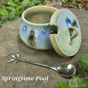 Pottery Sugar Bowl/Jam Jar/Honey Pot (comes with spoon) image 17