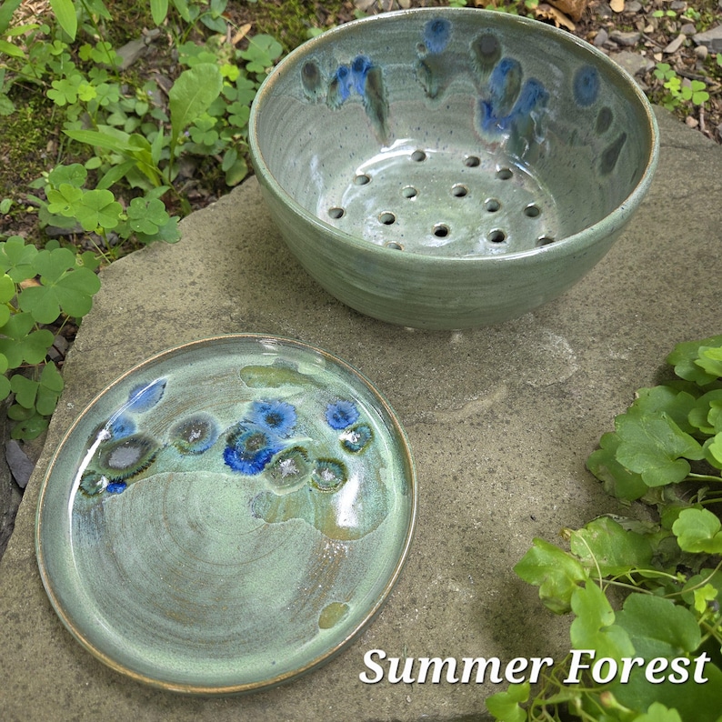 Berry Bowl (with Matching Drip Tray) image 6