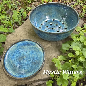 Berry Bowl (with Matching Drip Tray) image 2