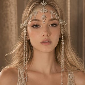 Crystal Bridal Head Chain, Bohemian Forehead Jewelry, Gold Silver Bridal Hairpiece, Cascading Tassel Tiara, Vintage Boho Wedding Headpiece