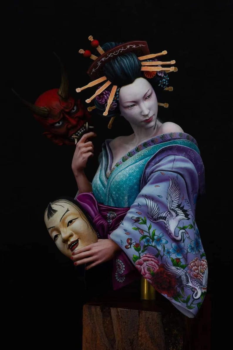 Gaasha Mask 1/9 Japanese Geisha Holding Hannya and Noh Masks Bust - Unpainted Resin ...