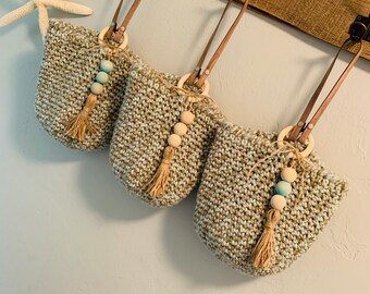 Crochet Hanging Basket  / Hanging Basket / Beach Decor / Basket Leather Handles / Beach Storage Basket  / Crochet Basket / Hanging Bag