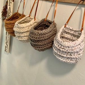 Crochet Hanging Basket  / Hanging Basket Storage / Farmhouse Storage Basket  / Planter Basket / Hanging Bag / Macrame basket