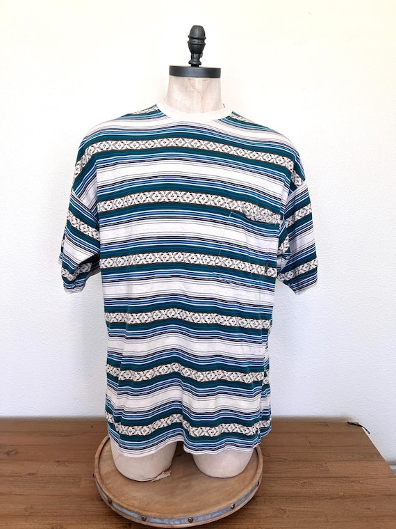 Retro Quicksilver Stripe Printed Tshirt - Size XL - image 1