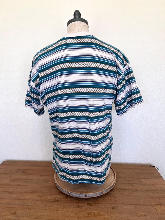 Retro Quicksilver Stripe Printed Tshirt - Size XL - image 5