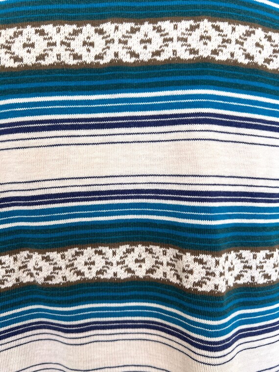 Retro Quicksilver Stripe Printed Tshirt - Size XL - image 10