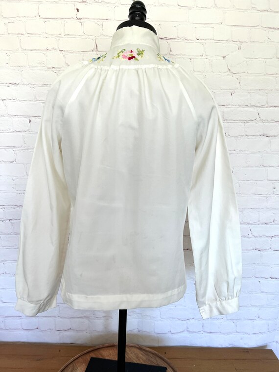 70's Embroidered Off White Blouse - Unique - Size… - image 9