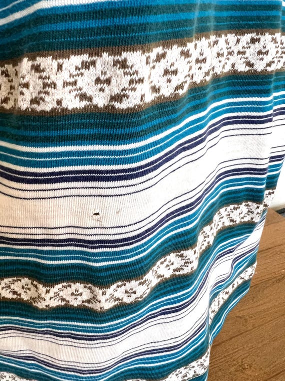 Retro Quicksilver Stripe Printed Tshirt - Size XL - image 7