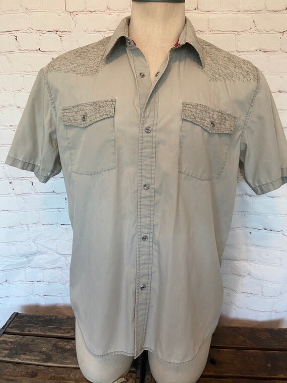90s - Quiksilver Gray Short Sleeve Shirt - Large - Etsy 90s - Quiksilver Gray Short Sleeve Shirt - Large - Etsy