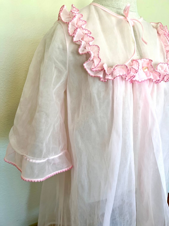 60's Sheer Pink Chiffon Robe - Size Medium - Mont… - image 3