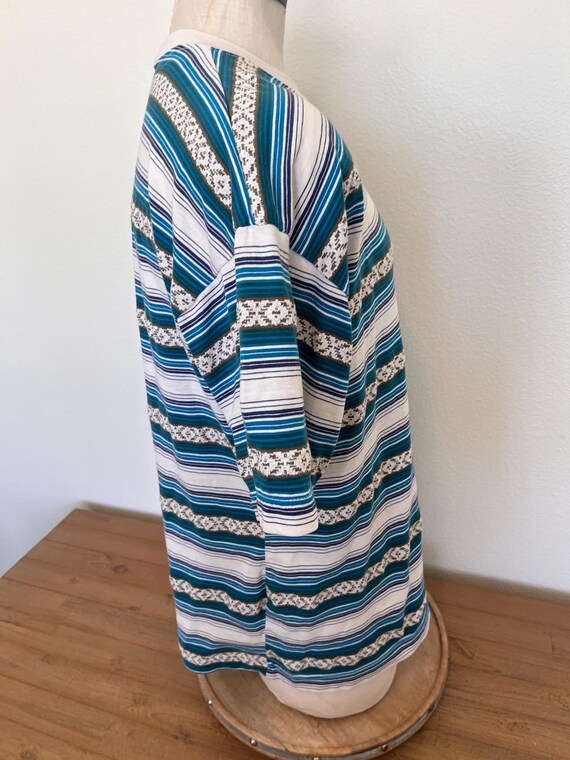 Retro Quicksilver Stripe Printed Tshirt - Size XL - image 4
