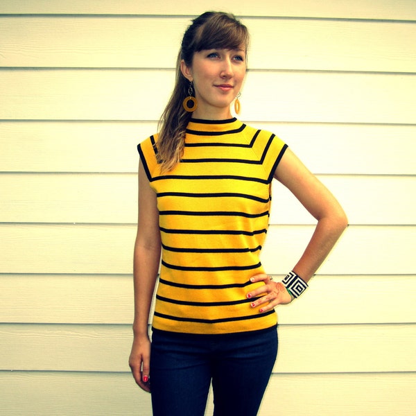 SALE /// 90s BEE silk/cashmere shell (M)