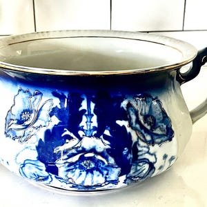 Flow Blue Chamber Pot, Victoria Ware Ironstone ~ Chamber Pot ~ Staffordshire England