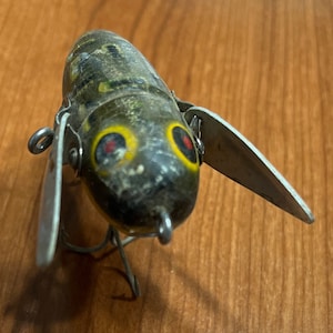 Sold at Auction: HEDDON LITTLE LUNY FROG FISHING LURE