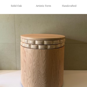 Mesa de apoio cilíndrica em carvalho maciço | Mesa de pedestal artesanal com detalhes em madeira de topo
