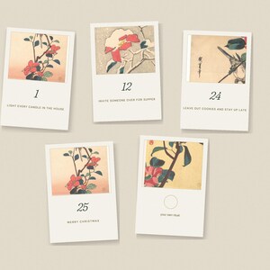 Puede incluir: Cinco tarjetas rectangulares con bordes blancos que presentan ilustraciones florales de estilo japon&eacute;s. Las tarjetas est&aacute;n numeradas 1, 12, 24, 25 y una con un c&iacute;rculo vac&iacute;o, con texto impreso que incluye 'LIGHT EVERY CANDLE IN THE HOUSE'.