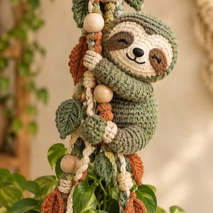Crochet Sloth Plant Hanger Pattern, Boho Macrame Holder (PDF)