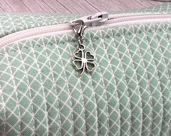 Shamrock, Four Leaf Clover Zipper Charm