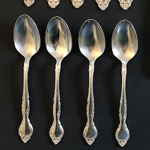 Oneida Community Affection Pattern Spoons Silverplate Flatware