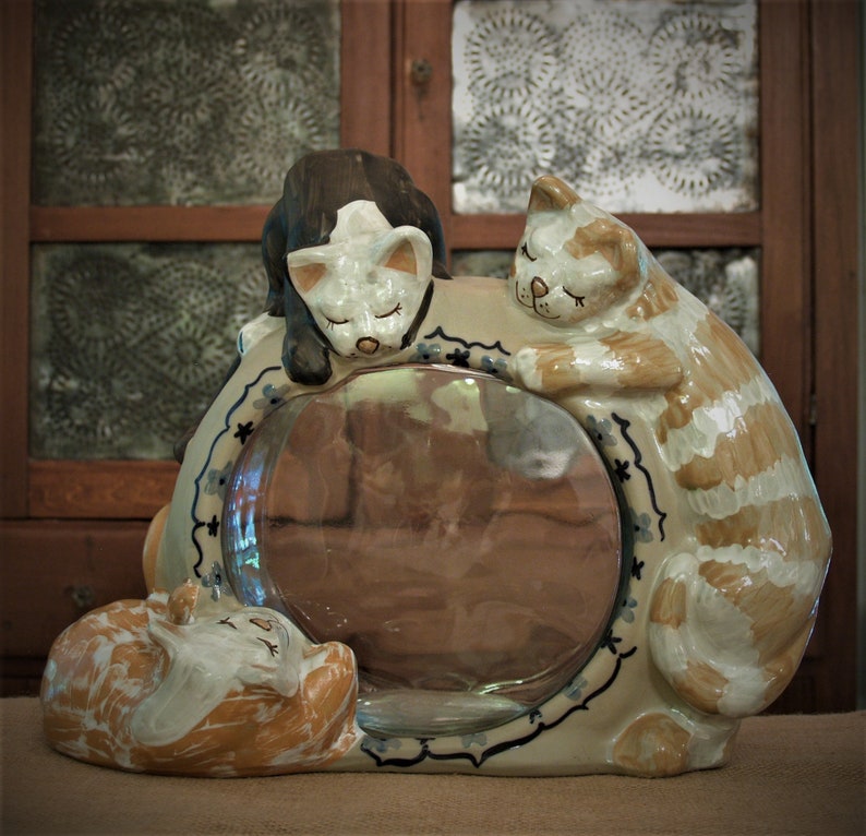 Louisville Stoneware Classy Cats Fish Bowl Surround With Bowl