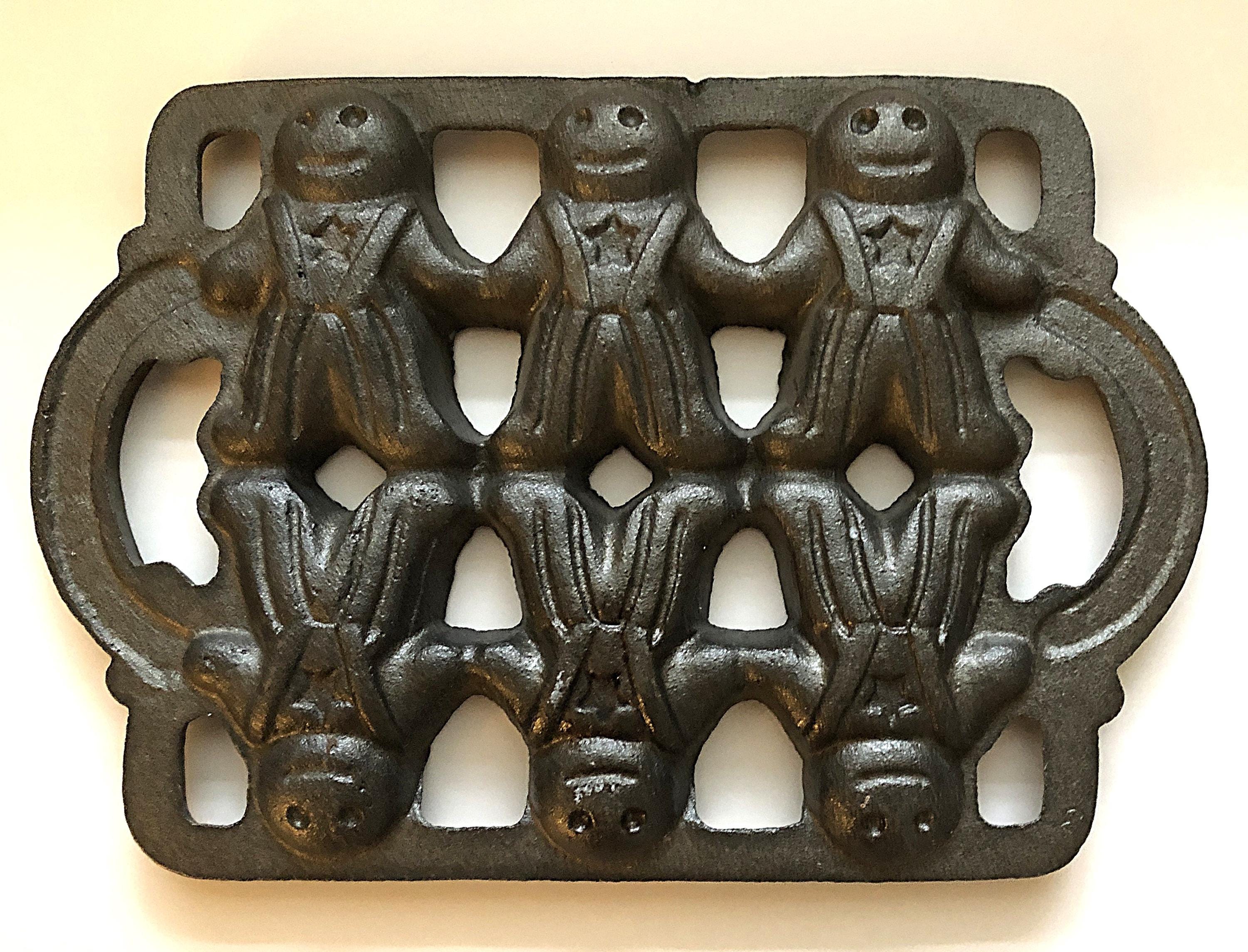 John Wright Cast Iron Gingerbread Mold - Etsy