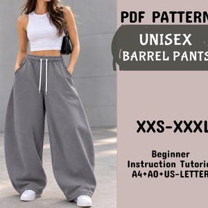 Może przedstawiać: Cyfrowy wykrój krawiecki w formacie PDF na spodnie unisex typu barrel w rozmiarach od XXS do XXXL. Dokument zawiera instrukcję dla początkujących, kompatybilną z formatami A4, A0 i US-Letter. Projekt przedstawia szerokie, szare spodnie.