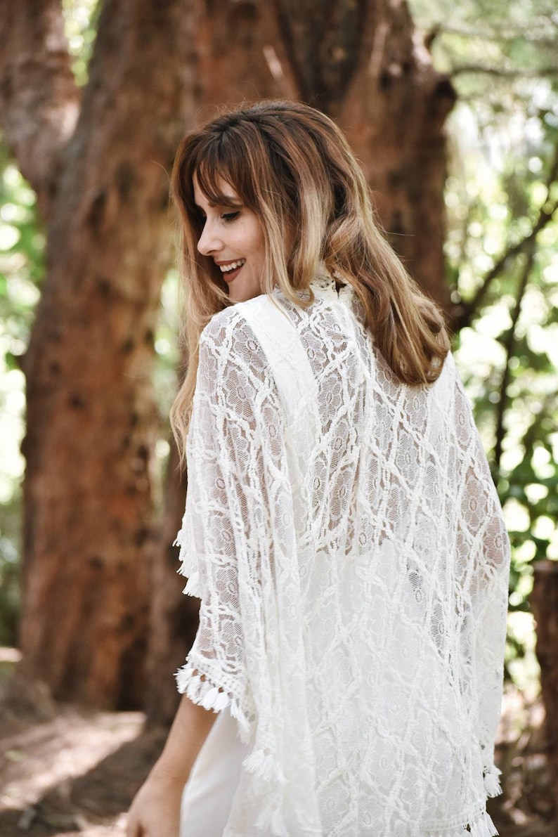 White Lace Wedding Cape, Lace Bridal Cape with Fringe Trim, Wedding Shawl, Boho Style Poncho, Bridal Cover Up, White Bolero, Bridal Cape image 5